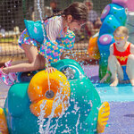 children play with water at massanutten outdoor water park