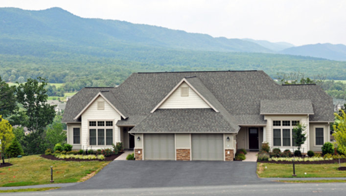 Regal Vistas Exterior
