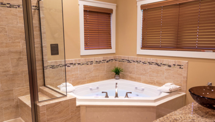 Regal Vistas Master Bathroom