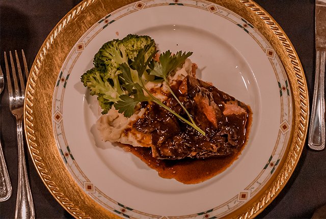 A delicious dinner at the Wine Lovers Dinner